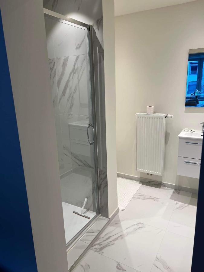 Nieuwe Kamer In Centrum Brugge Met Badkamer ! Екстер'єр фото